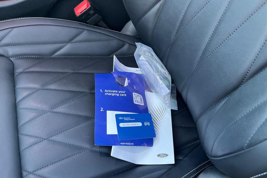 Ford Explorer Photo autoimg-ac7295d04ef7a4543d4d3da8d5b089e76c6d99a3.jpg