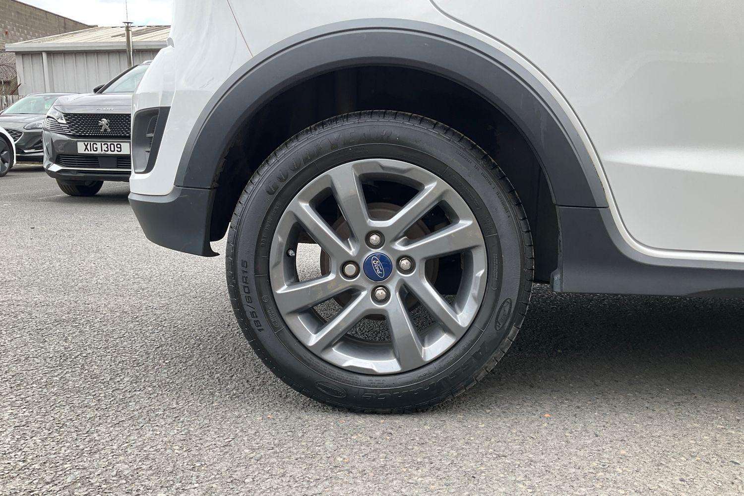 Ford KA+ Photo 7