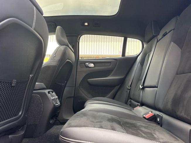 VOLVO C40 Photo 45
