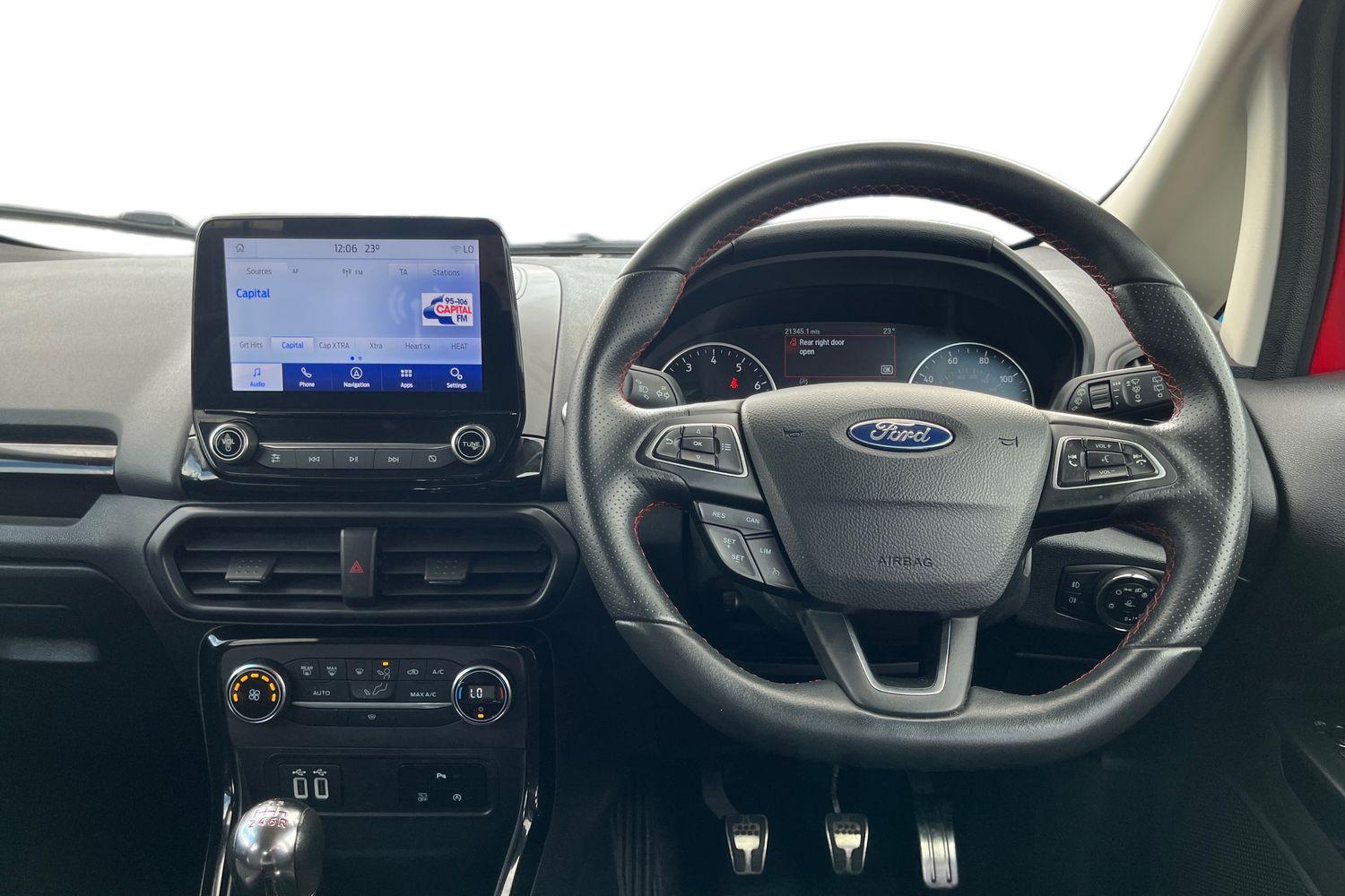 Ford ECOSPORT Photo 10