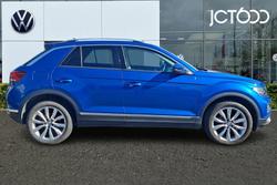 VOLKSWAGEN T-Roc Photo 4