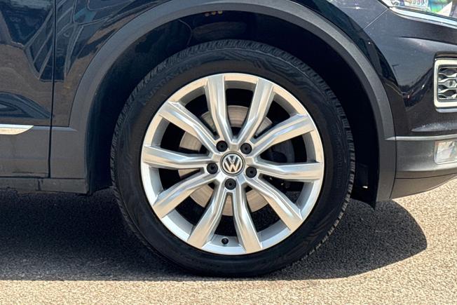 VOLKSWAGEN T-Roc Photo 5