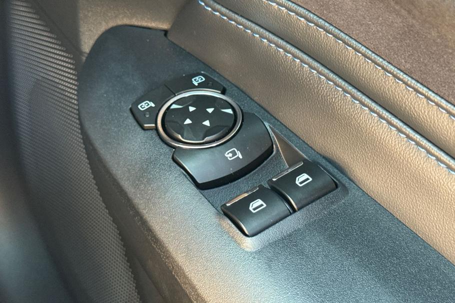 Used Ford MUSTANG 16