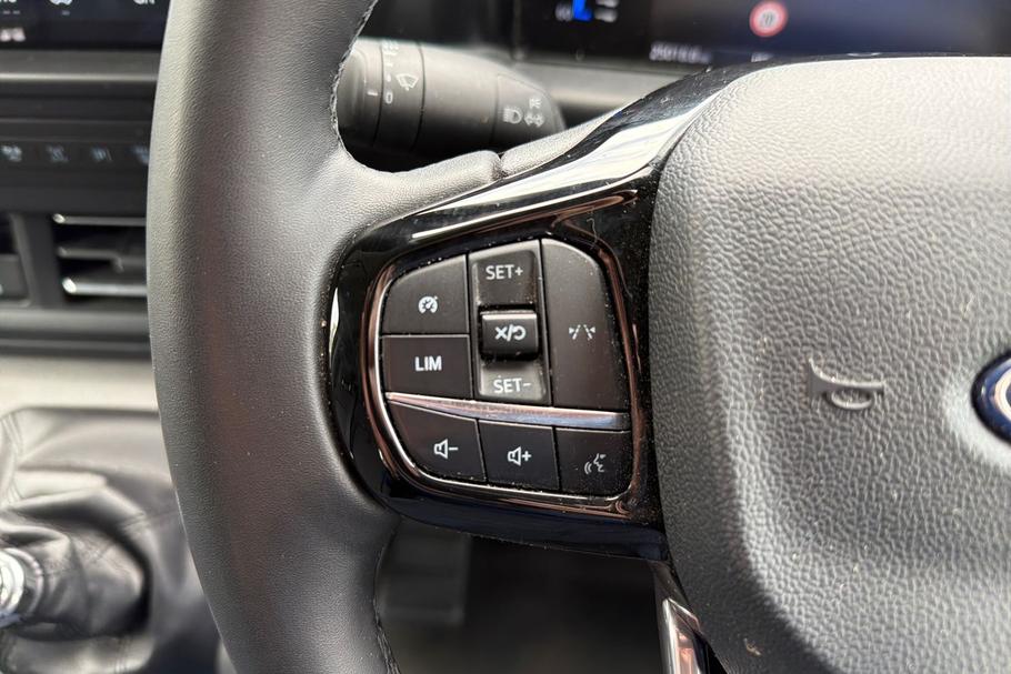 Used Ford TRANSIT CUSTOM WO24FLX 23