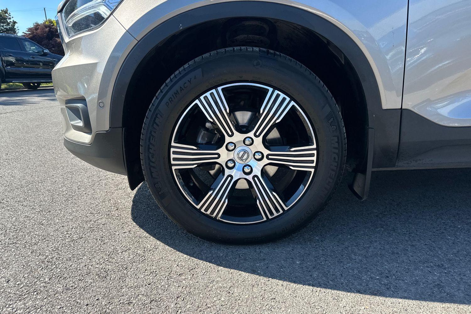 Volvo XC40 Photo 7