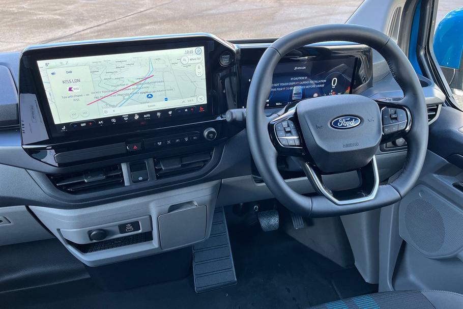 Used Ford TRANSIT CUSTOM LA75RFN 25