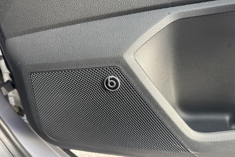 SEAT ARONA Photo autoimg-ac930e5cfe36042681642707f1f9b4e927b83788.jpg