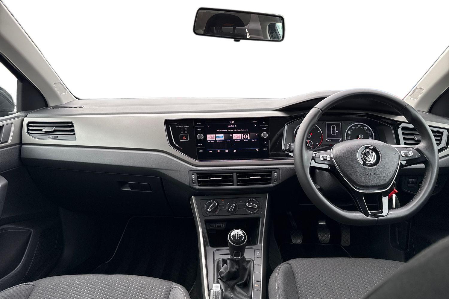 Volkswagen POLO Photo 9