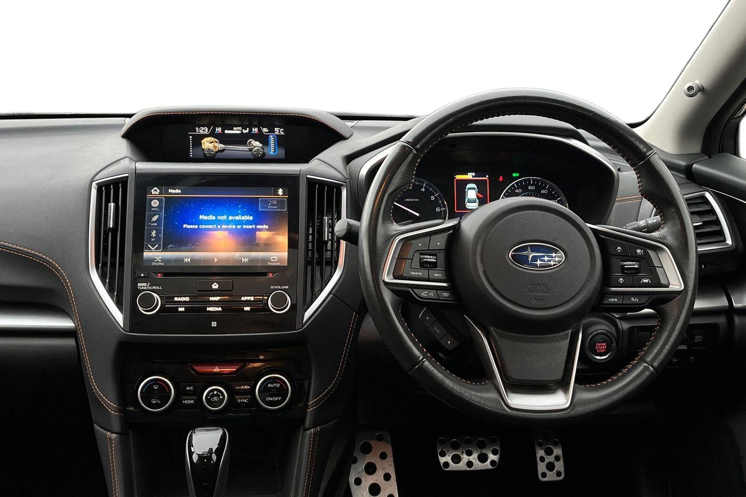 Subaru XV Photo 10
