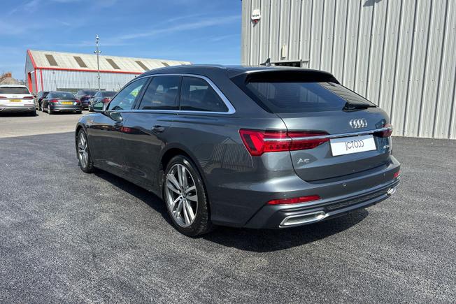 AUDI A6 Avant Photo 23