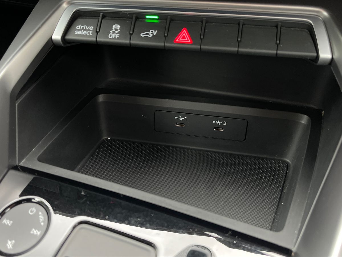 Audi A3 Photo 32