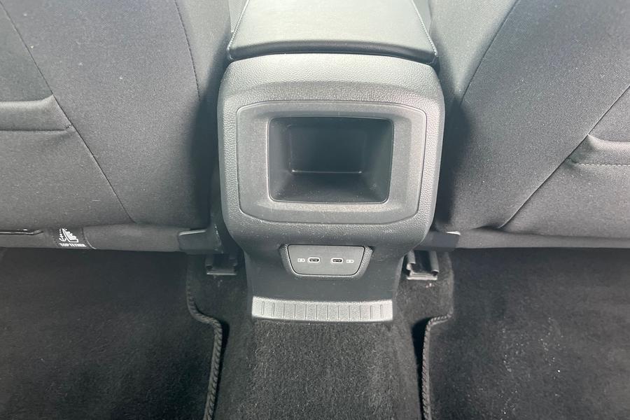 Volkswagen T-CROSS Photo autoimg-aca05d671f19277830ea1e4011f979e089071d50.jpg