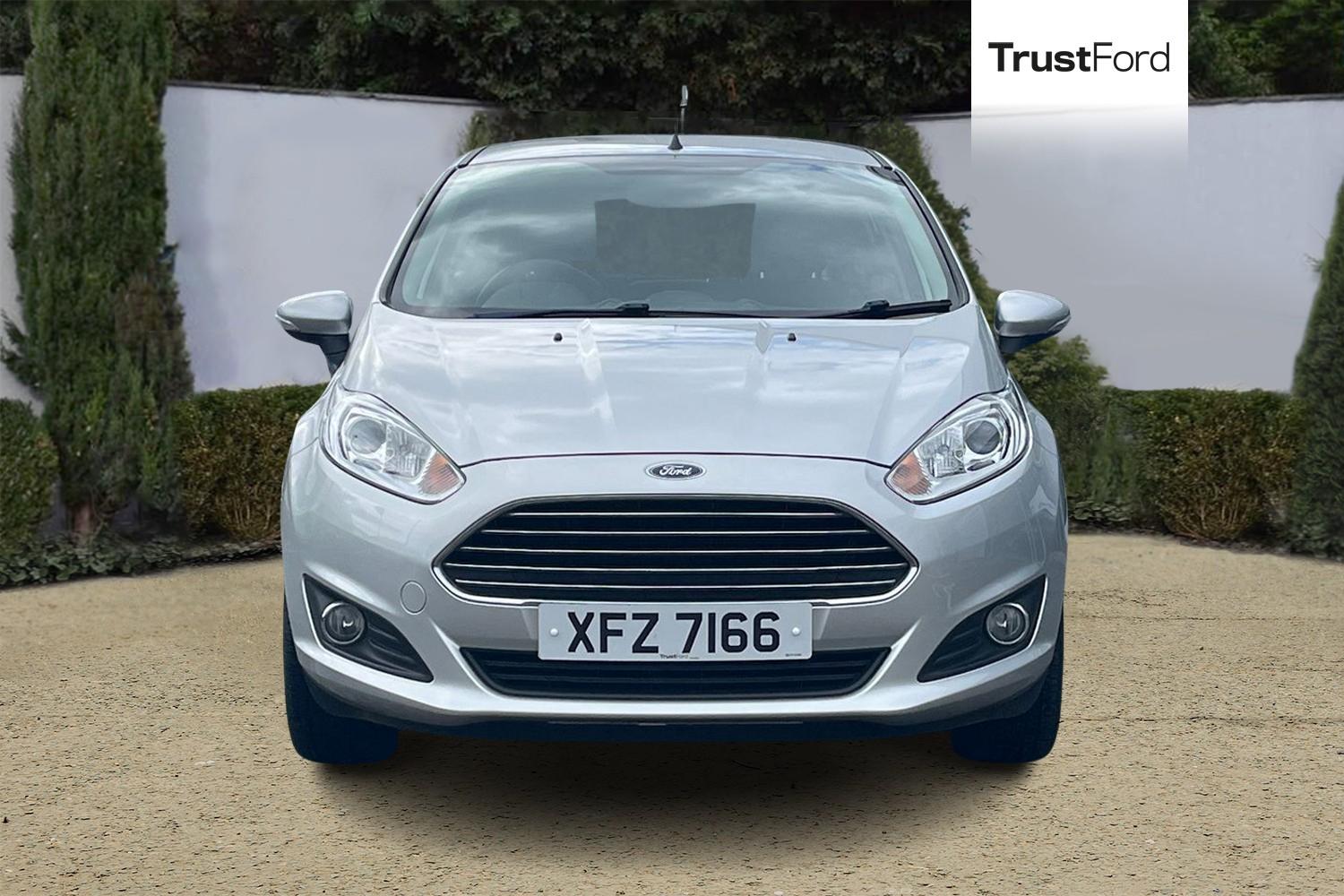Ford FIESTA Photo 5