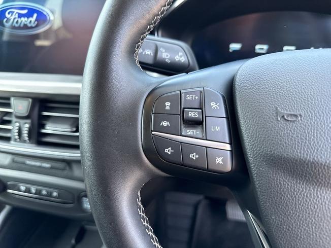 FORD Focus Photo 16
