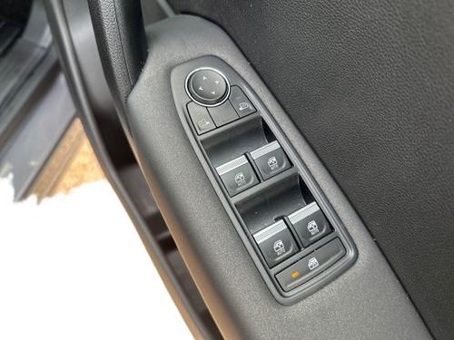 Renault CAPTUR Photo autoimg-aca9beb7de4898a2e8e9dd8959f2cd446f4f0179.jpg