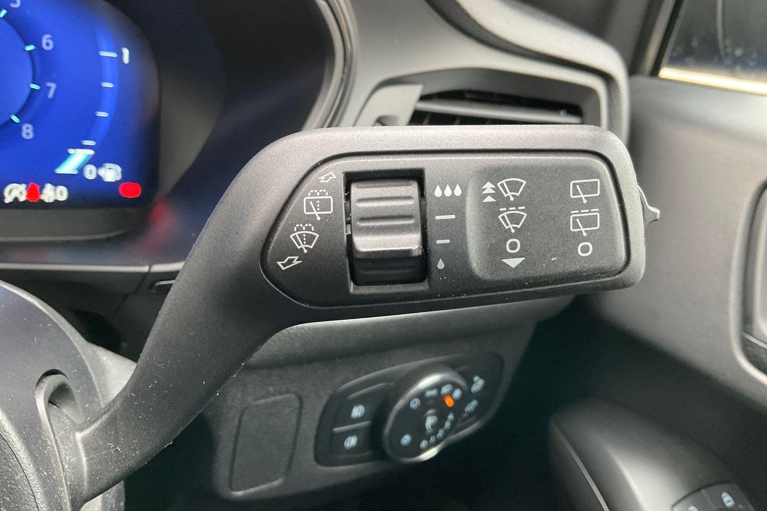 Ford FOCUS Photo 14