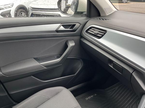 Volkswagen T-Roc Photo autoimg-acab96b6e9e959dfa9ababde3a72d1d22e9e89f3.jpg