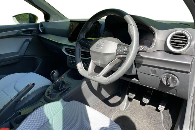 SEAT Arona Photo 6
