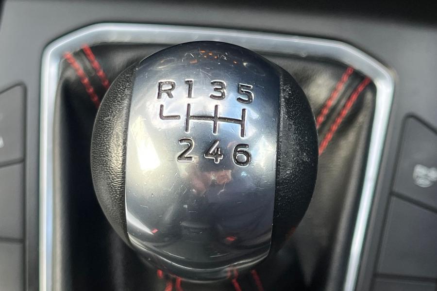 Ford KUGA Photo autoimg-acad6432c318b08e91e86e4c5c009d3429930da6.jpg