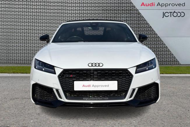 AUDI Tt Rs Photo 8