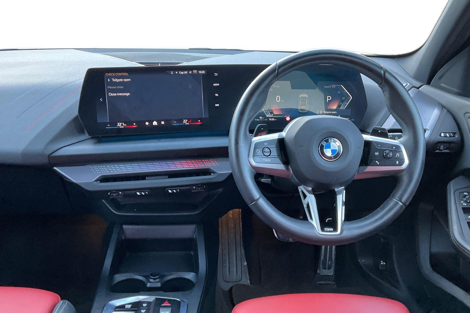 BMW 1 SERIES Photo 10