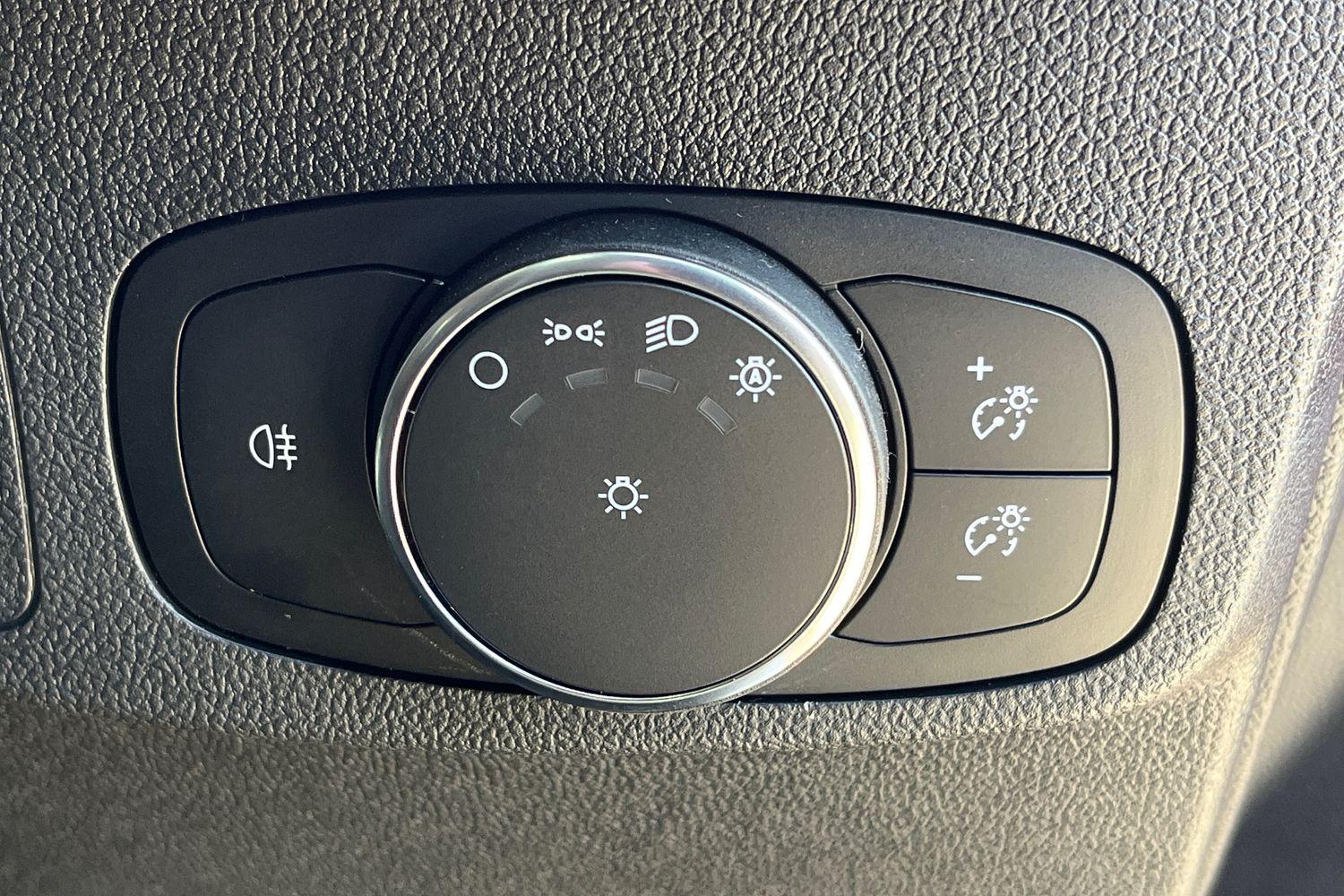 Ford Focus Photo 22
