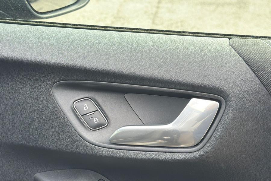 Ford Puma Photo autoimg-acbcf66bf76f3dbb94373a8b4eb29688cd77dd86.jpg