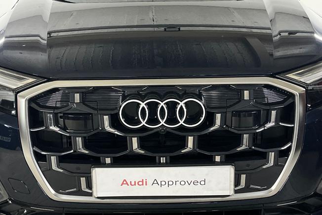 Audi Q7 Photo 39