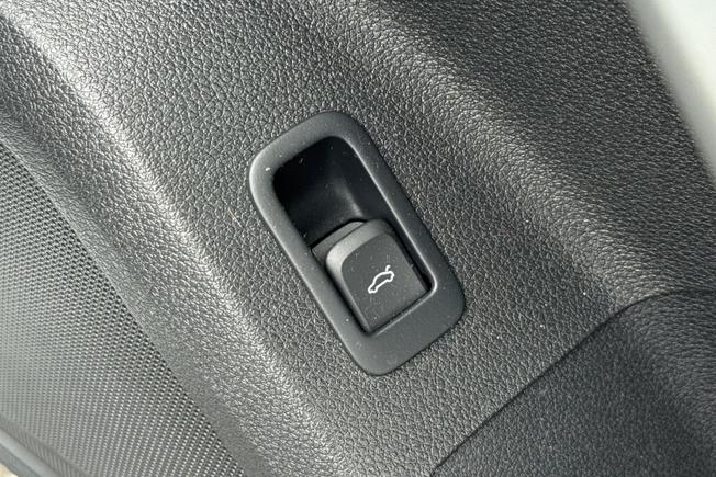 AUDI Q2 Photo 32