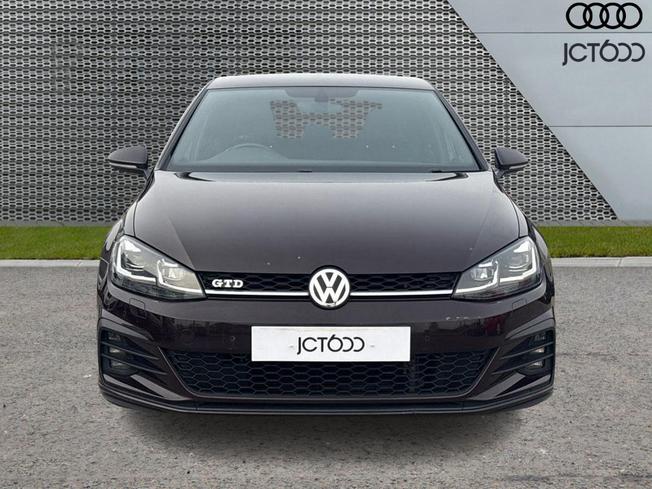 VOLKSWAGEN Golf Photo 8
