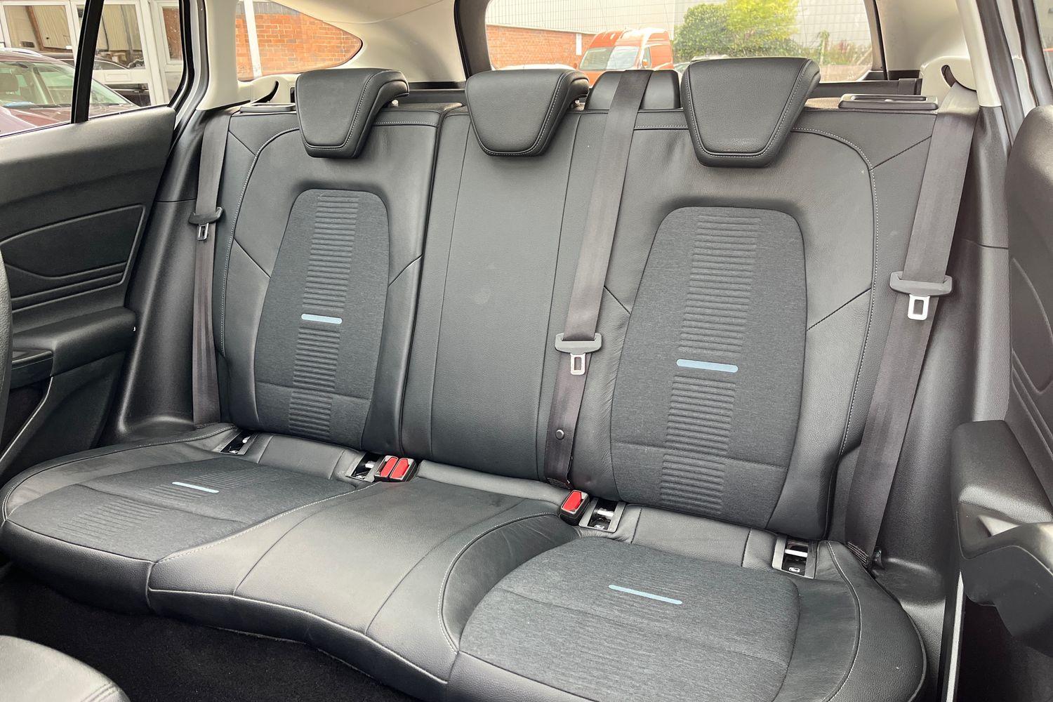 Ford Focus Photo 19