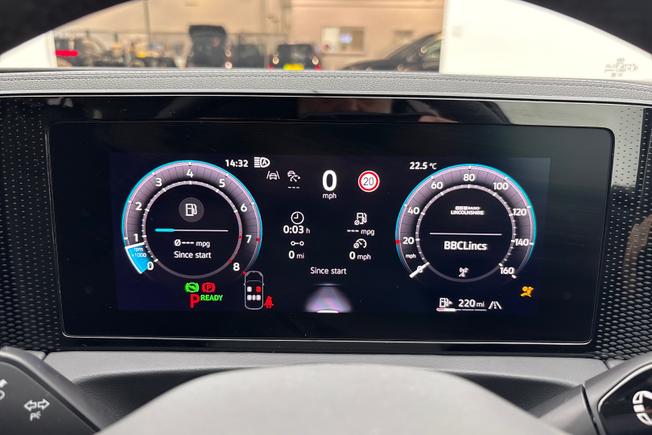 VOLKSWAGEN  Tiguan  Photo 15