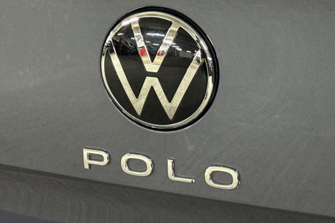 VOLKSWAGEN Polo Photo 27