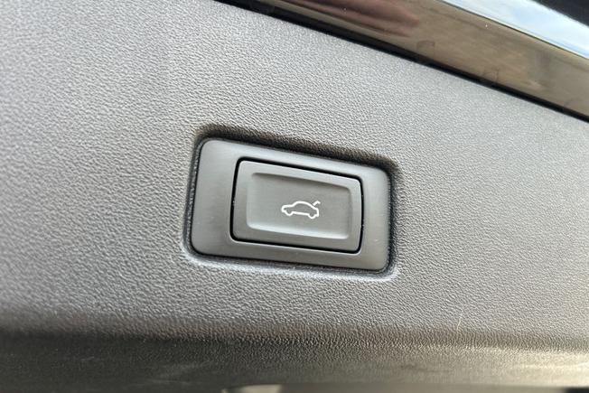 Audi Q4 E-Tron Photo 23