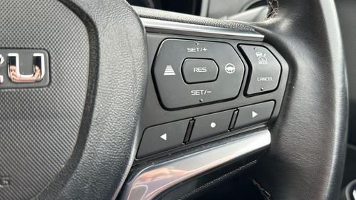 Isuzu D-MAX Photo autoimg-acd4b3bf267db931f684ef8b348417062653814a.jpg