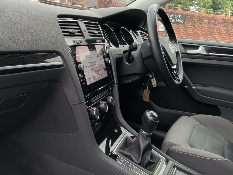 Used Volkswagen Golf NY19PXJ 48
