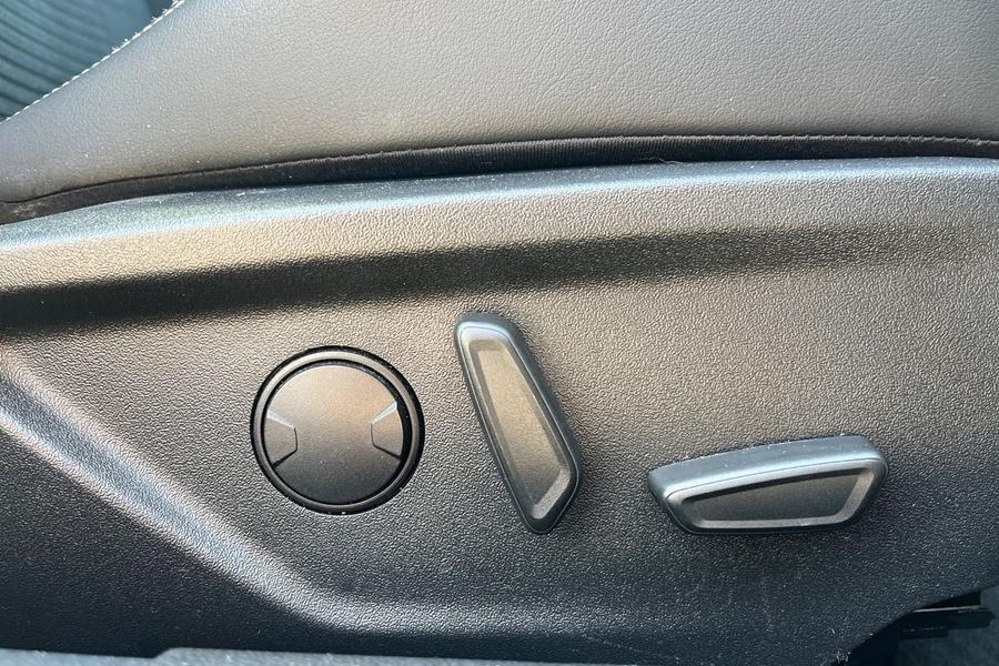 Ford FOCUS Photo autoimg-acd9f7ba4c68f01ef22c6e060b3d4d72d9f02038.jpg