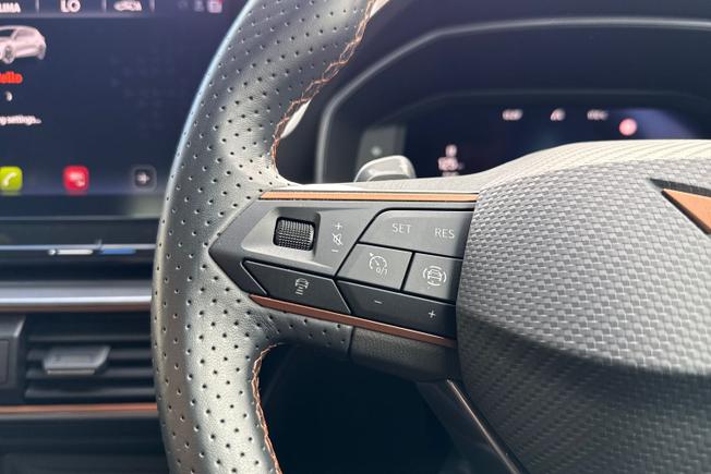 CUPRA Leon Photo 16