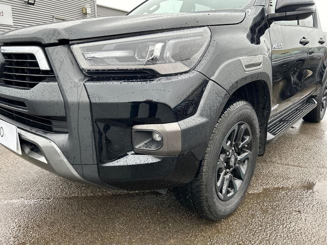 TOYOTA Hilux Photo 30