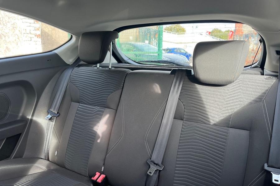 Ford FIESTA Photo autoimg-ace5d84edb338ed10a16cf6a994be578dc1f4e88.jpg