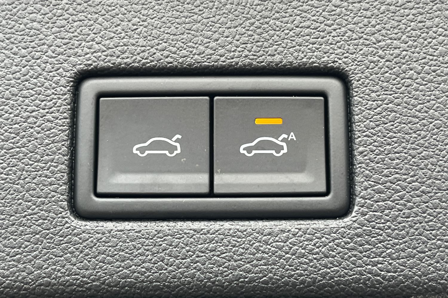 Volkswagen TOUAREG Photo 23