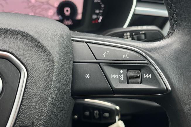 AUDI Q3 Photo 17