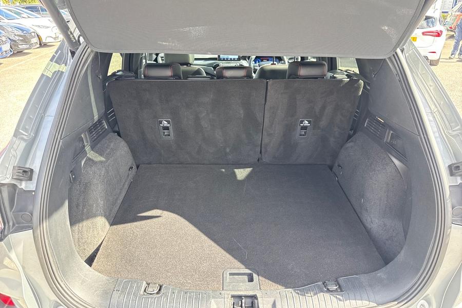 Ford KUGA Photo autoimg-acefa0e1554d48107e8a95919e0289c331b6141f.jpg