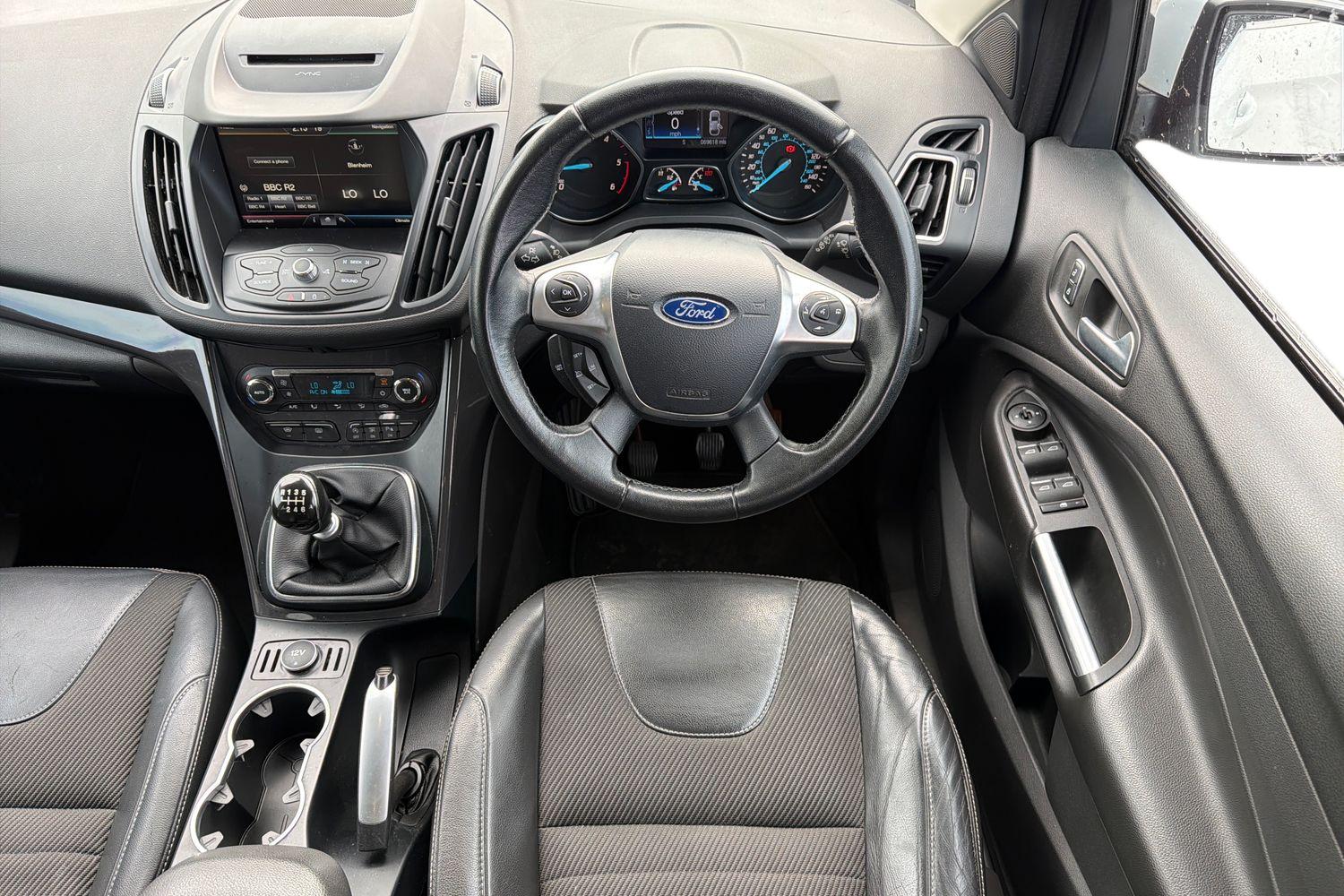 Ford KUGA Photo 10
