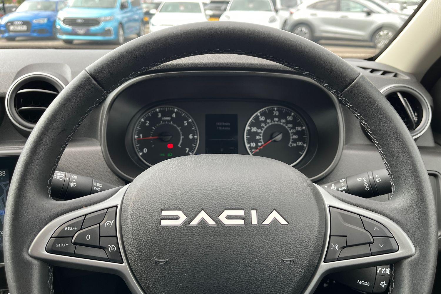 Dacia Duster Photo 11