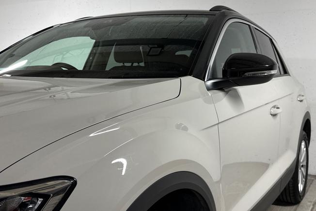 VOLKSWAGEN T-Roc Photo 36