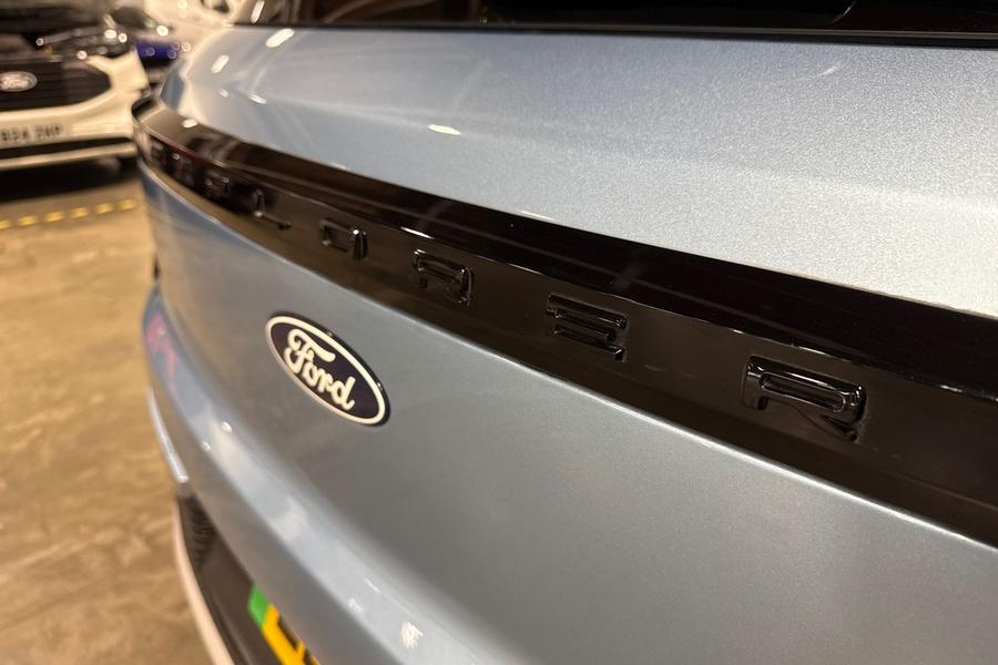 Ford Explorer Photo autoimg-ad083d0e43c2b6d03e0fdcaf4549ada97bc4be5a.jpg