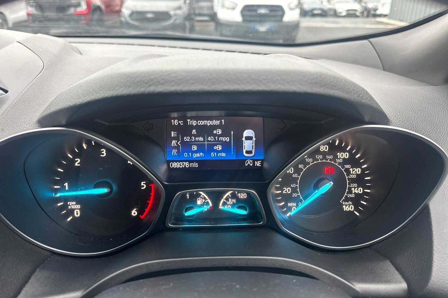 Ford KUGA Photo 12