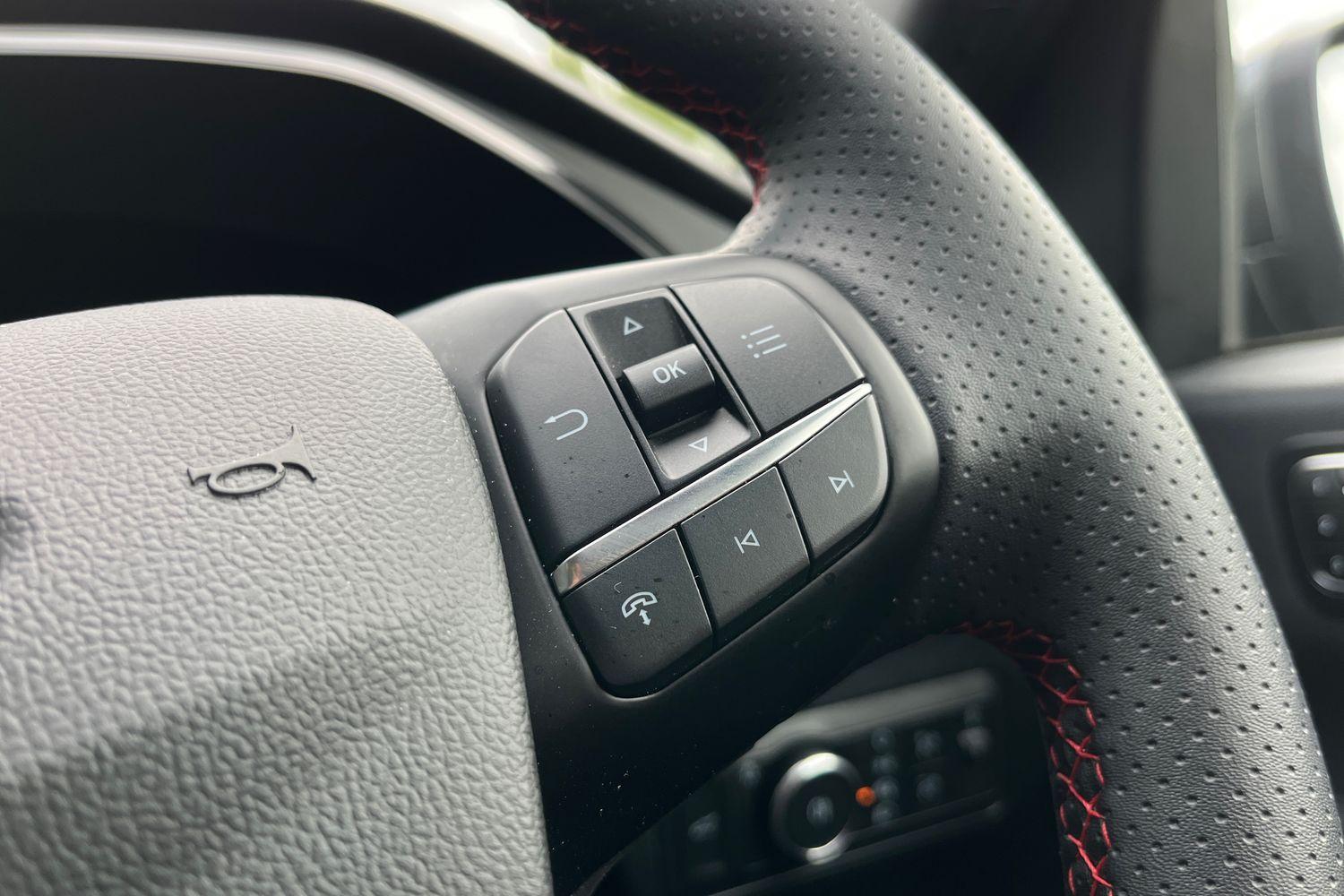 Ford KUGA Photo 22