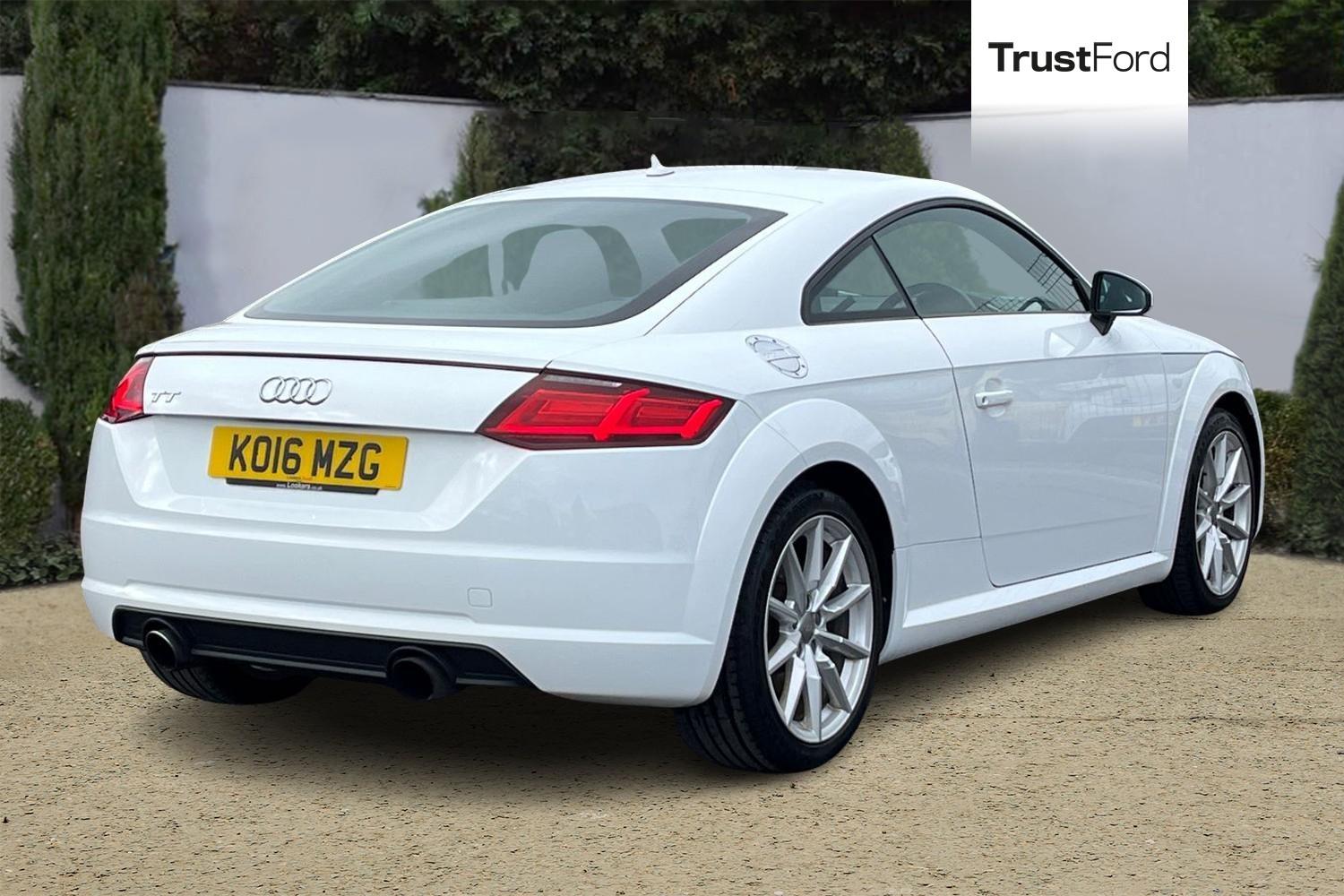 Audi TT Photo 3